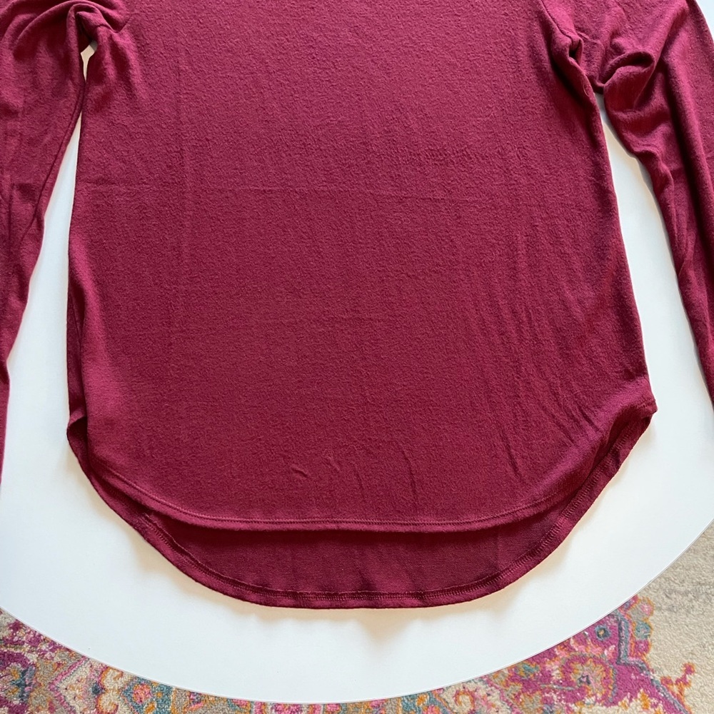 Old Navy Long Sleeve Maroon Tunic Hem Top - Picture 4 of 4